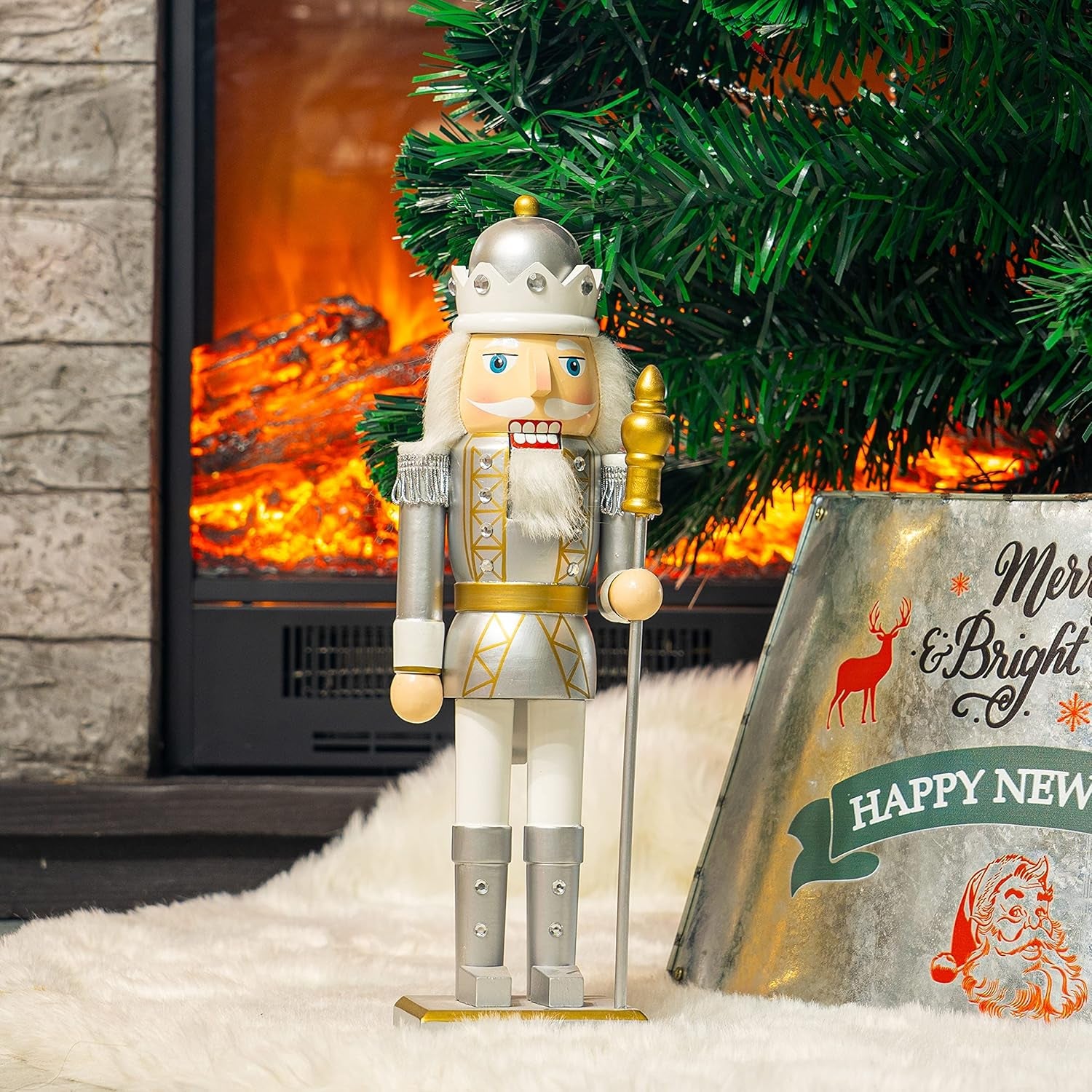 Halloween Decorations Wooden Nutcracker Figures (Silver King)